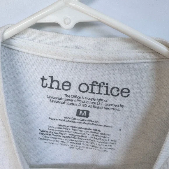 The Office Dunder Mifflin Paper Airplane Logo White Cropped Tee Size Medium - Picture 3 of 4